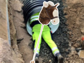 Käpphäst gav stopp i avloppet i Pershagen.