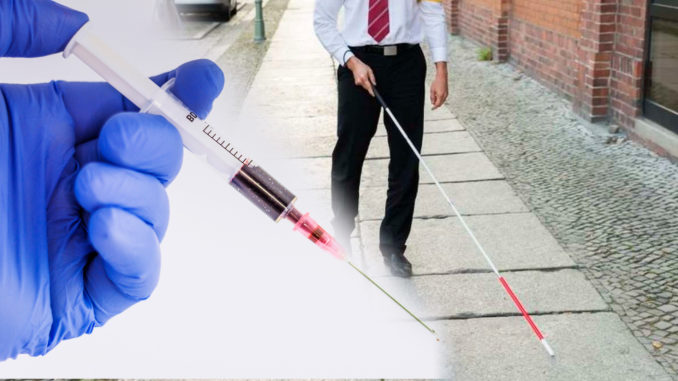 Blodgivare Döva personer får inte längre lämna blod. OBS: Bilden är ett montage.